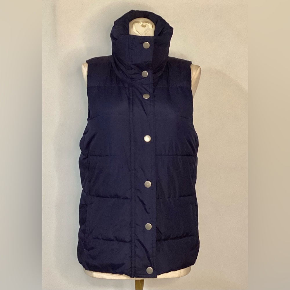 Old Navy Quilted Puffy Navy Blue Vest Size XS w Silver Snaps